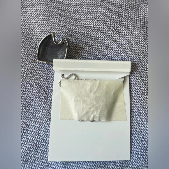 Sterling Silver Eagle Head Pendant Necklace - Picture 4 of 4